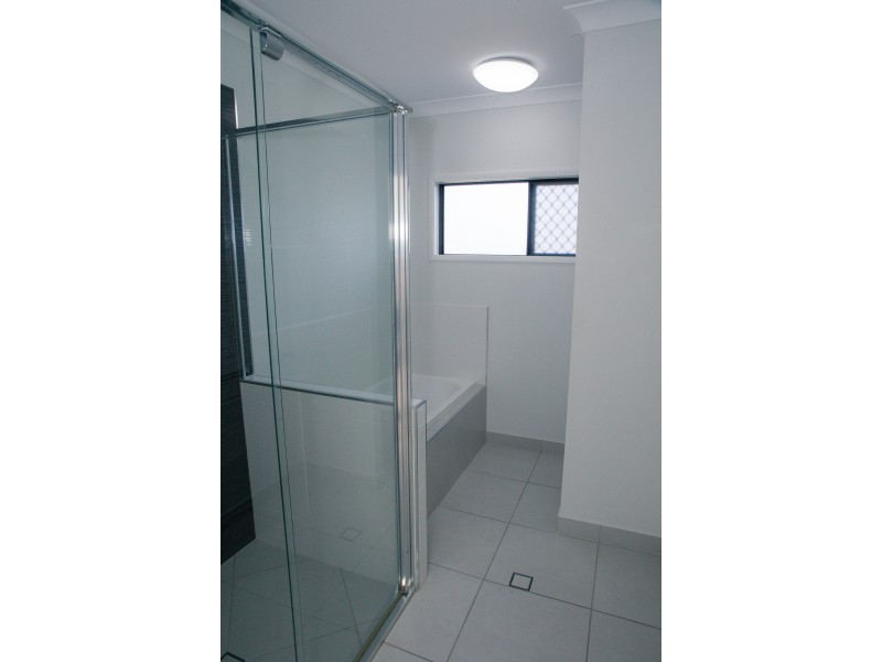 14 Savannah Chase, Burdell QLD 4818