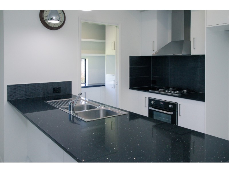 14 Savannah Chase, Burdell QLD 4818