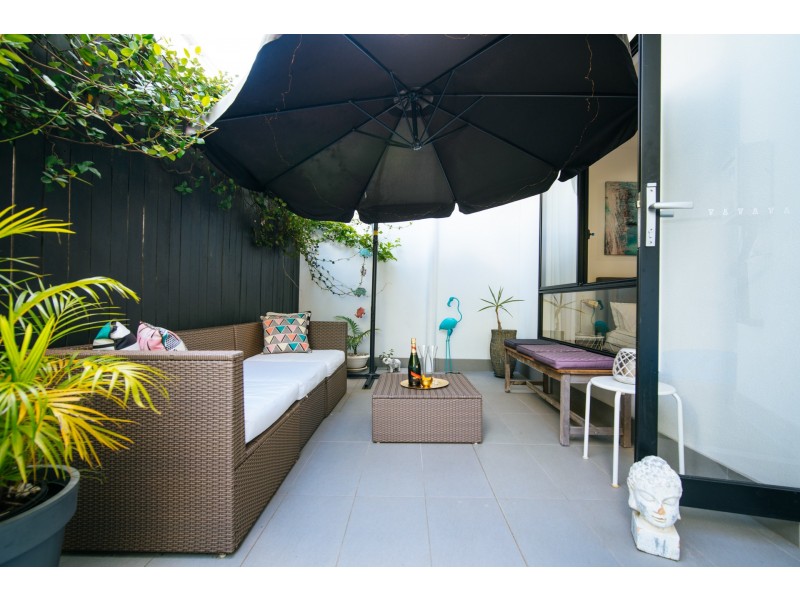 14 SIXTH AVENUE, Balmoral QLD 4171