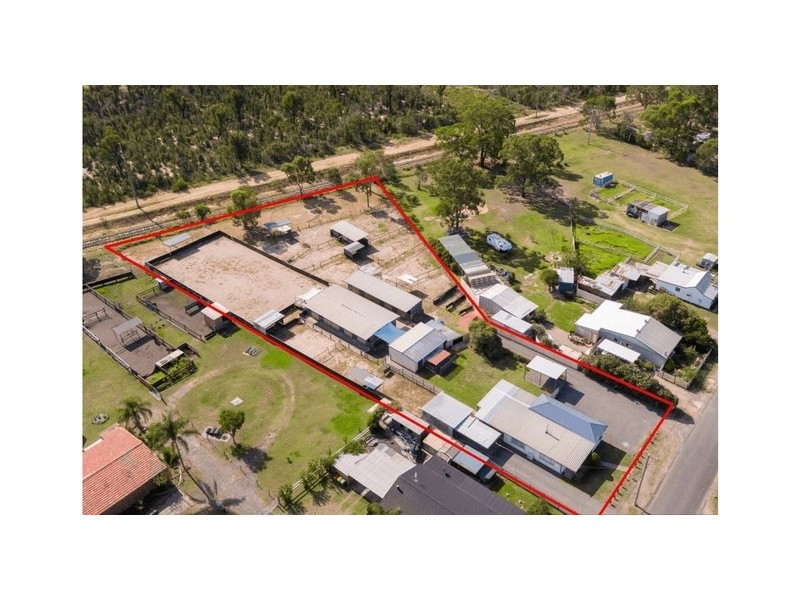 6 racecourse road, Cessnock NSW 2325