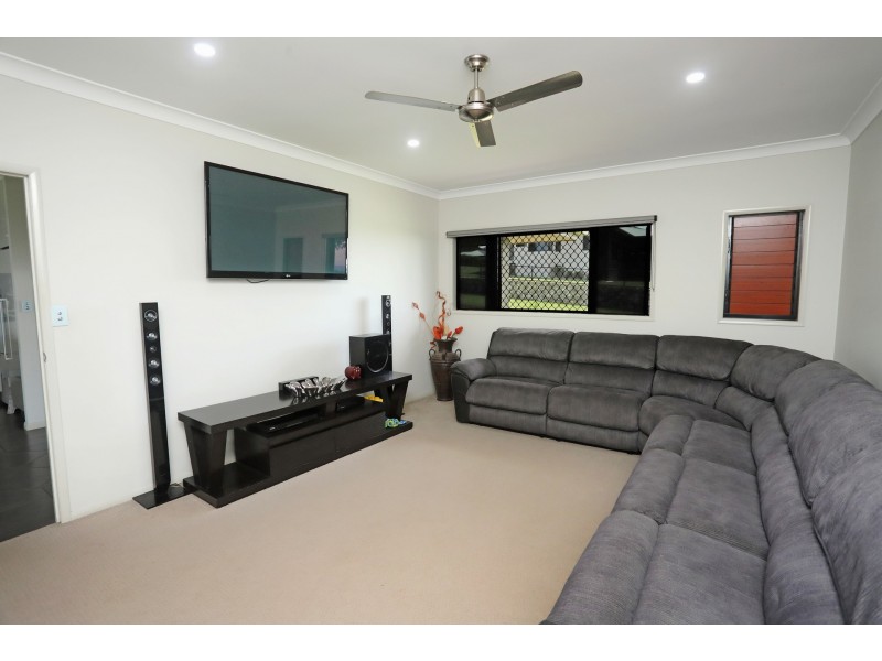 128 Rankine Drive, Tolga QLD 4882