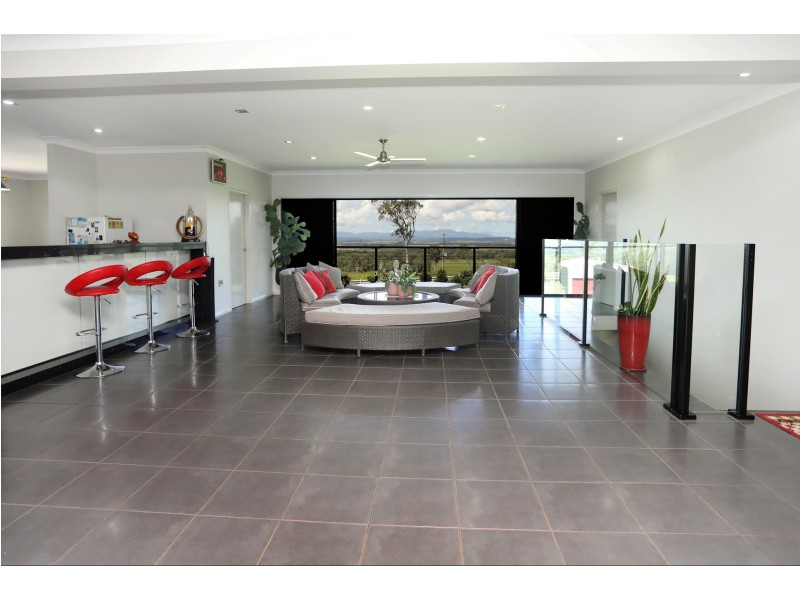 128 Rankine Drive, Tolga QLD 4882