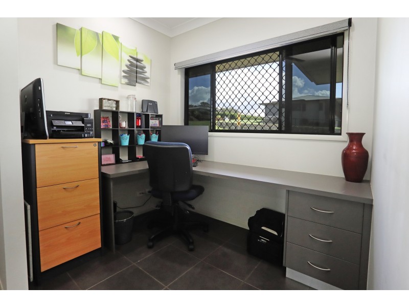 128 Rankine Drive, Tolga QLD 4882