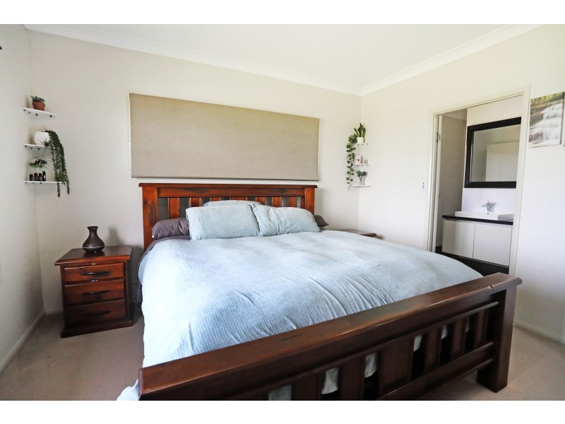 128 Rankine Drive, Tolga QLD 4882
