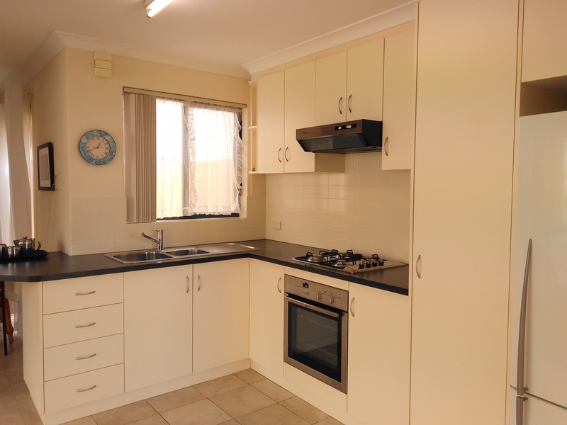 1/39 Tindal Avenue, Yangebup WA 6164