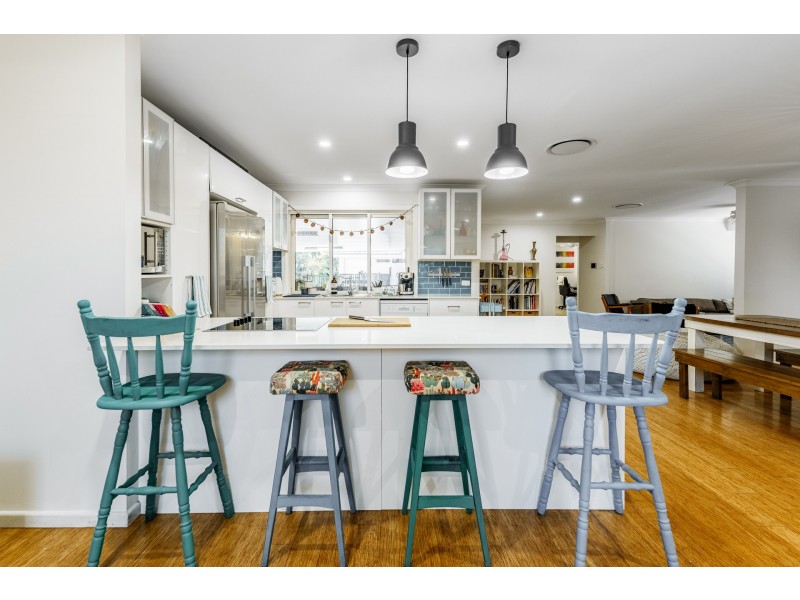 19 Pinemount Crescent, Oxenford QLD 4210