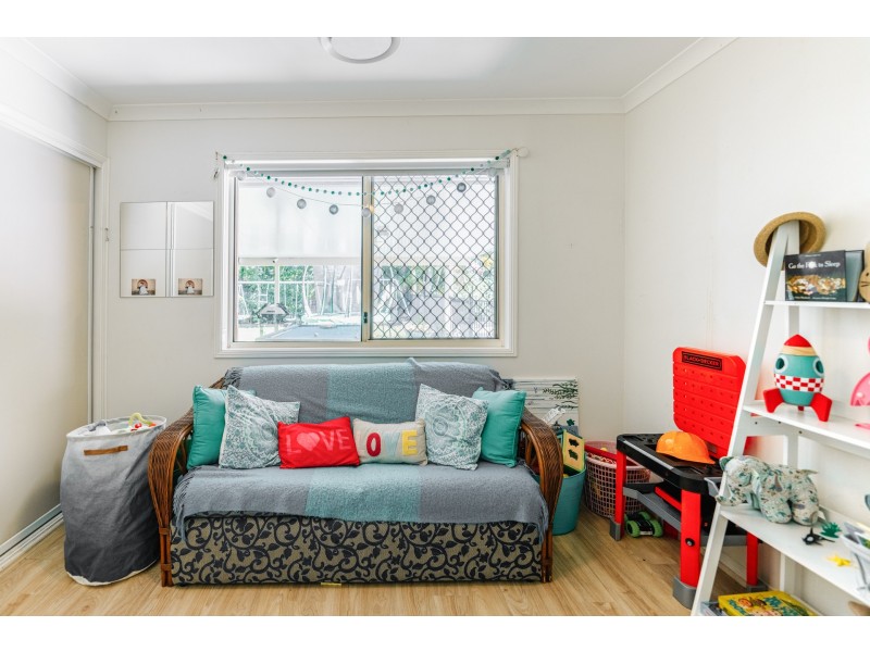 19 Pinemount Crescent, Oxenford QLD 4210