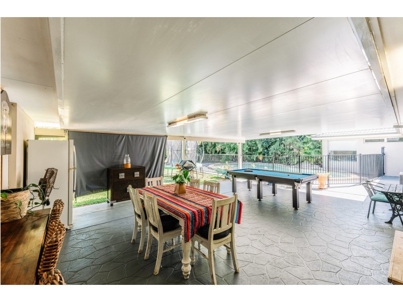 19 Pinemount Crescent, Oxenford QLD 4210