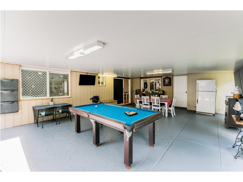19 Pinemount Crescent, Oxenford QLD 4210