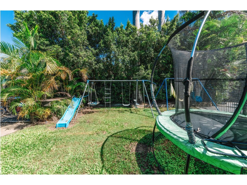 19 Pinemount Crescent, Oxenford QLD 4210