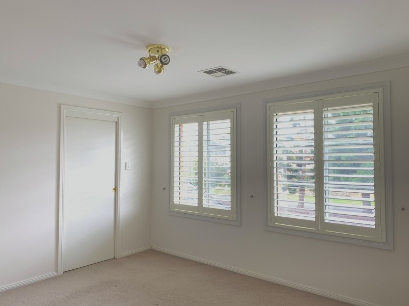 88 Englorie Park Drive, Glen Alpine NSW 2560