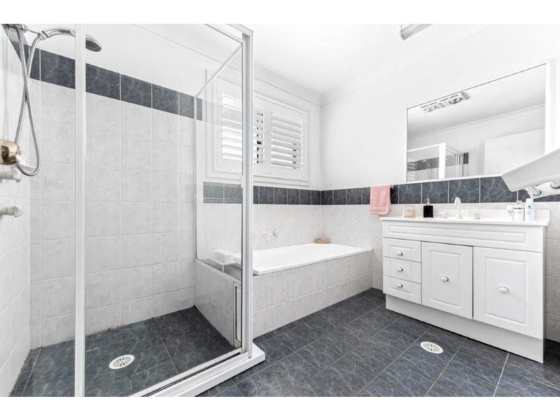 88 Englorie Park Drive, Glen Alpine NSW 2560