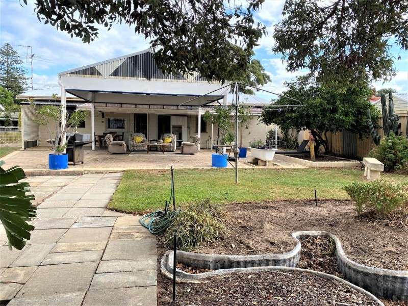 64 Boundary Road, Mandurah WA 6210