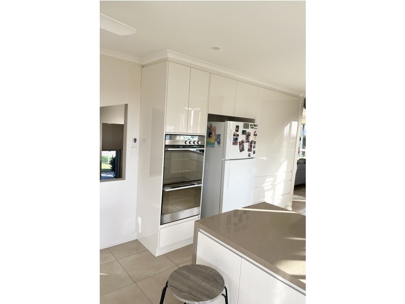 13 Linden Crescent, Qunaba QLD 4670