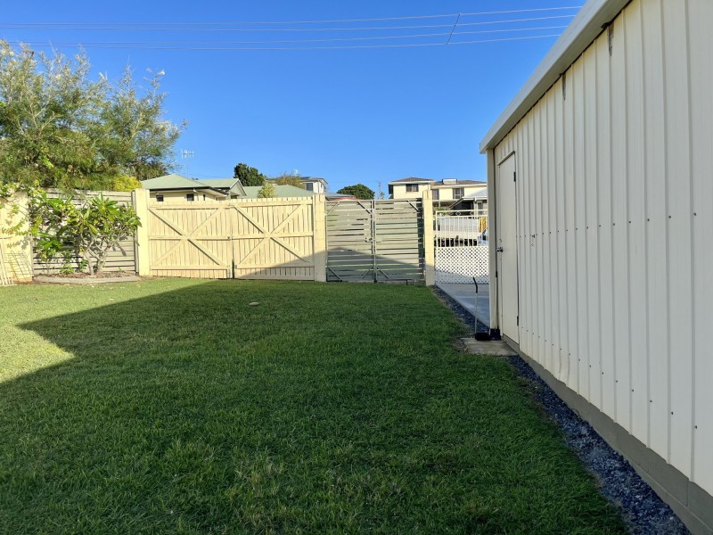 13 Linden Crescent, Qunaba QLD 4670