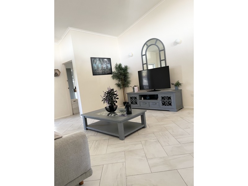 13 Linden Crescent, Qunaba QLD 4670