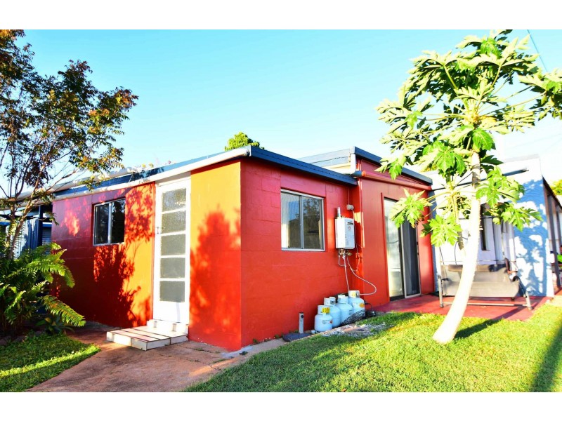 2 DELANEY COURT, Childers QLD 4660