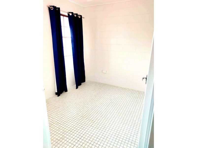 2 DELANEY COURT, Childers QLD 4660