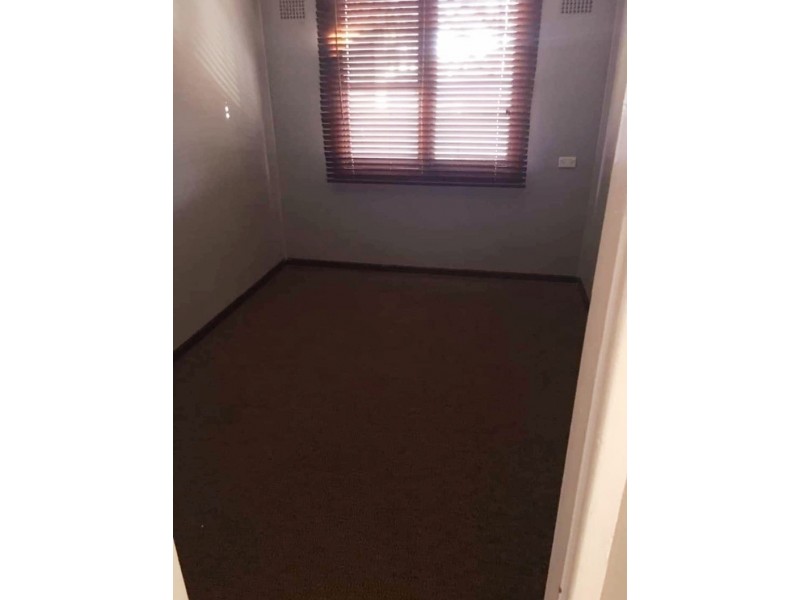 5 Yarran Circle, Cobar NSW 2835