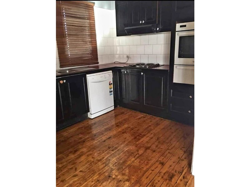 5 Yarran Circle, Cobar NSW 2835