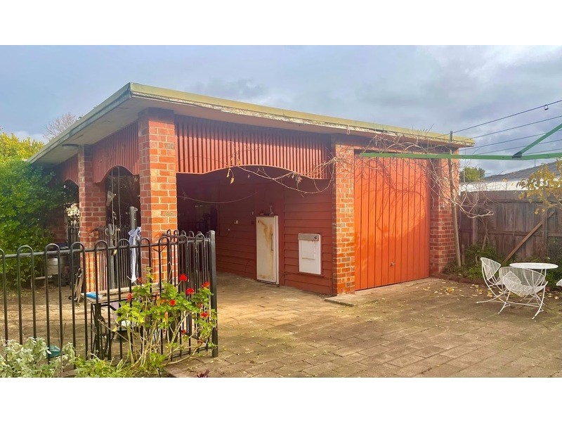 15 Derrick Street, Lalor VIC 3075