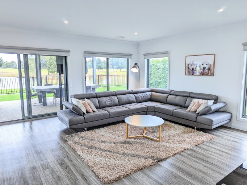 92 Sunningdale Boulevard, Tatura VIC 3616