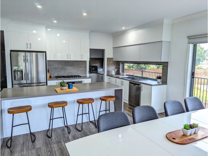 92 Sunningdale Boulevard, Tatura VIC 3616