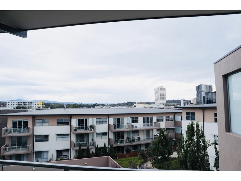 21/15 Mower Pl, Phillip ACT 2606