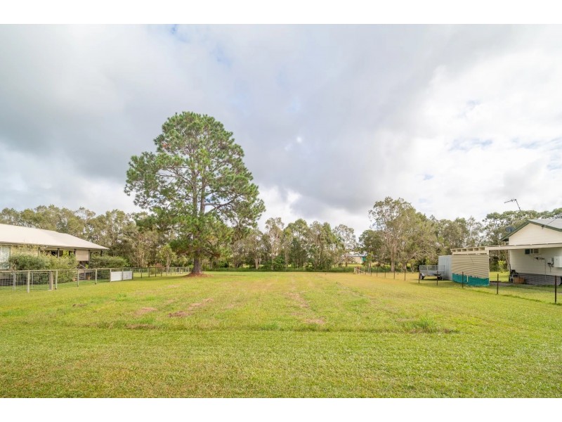 18 Regent Court, Cooloola Cove QLD 4580