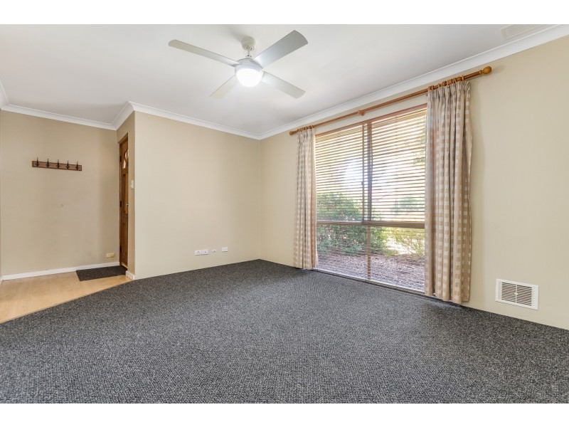 8 Bonneville Way, Joondalup WA 6027