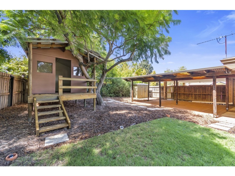 8 Bonneville Way, Joondalup WA 6027