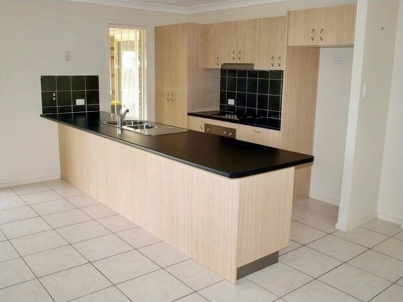Sandstone Point QLD 4511