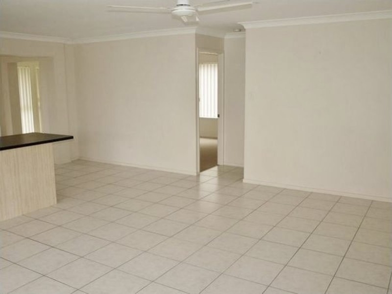 Sandstone Point QLD 4511