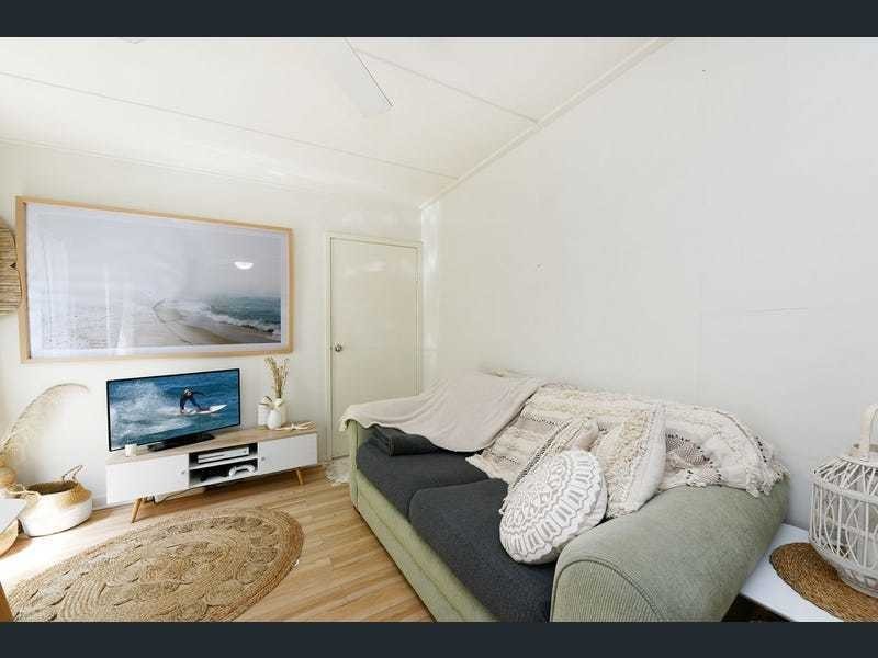 3/33b Burgess Street, Kings Beach QLD 4551
