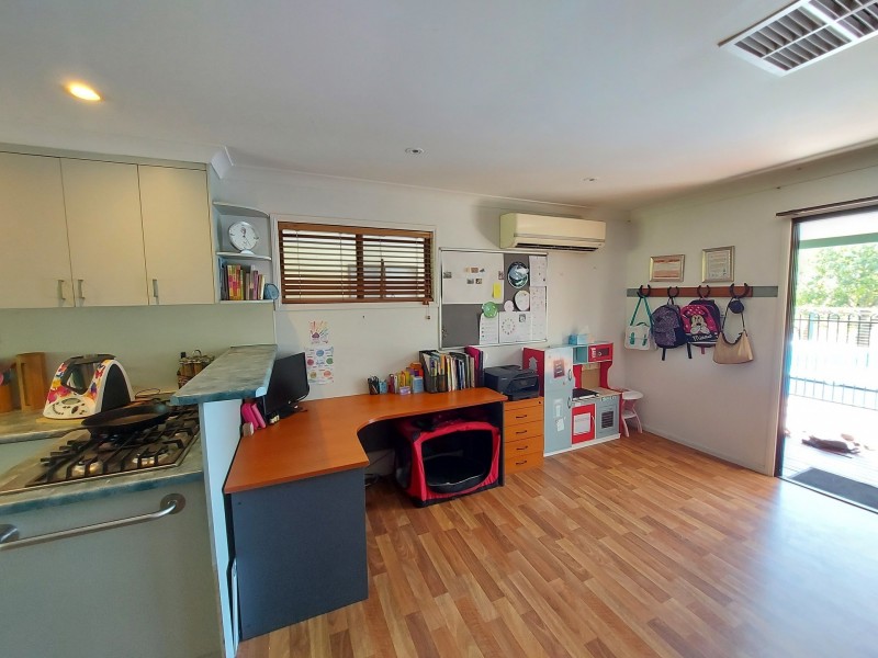 12 Easton Street, Capella QLD 4723