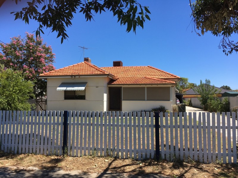 33 Bushby Street, Midvale WA 6056