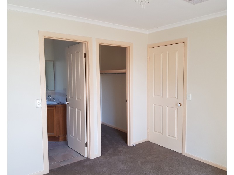 258 Mcgrath Rd, Wyndham Vale VIC 3024