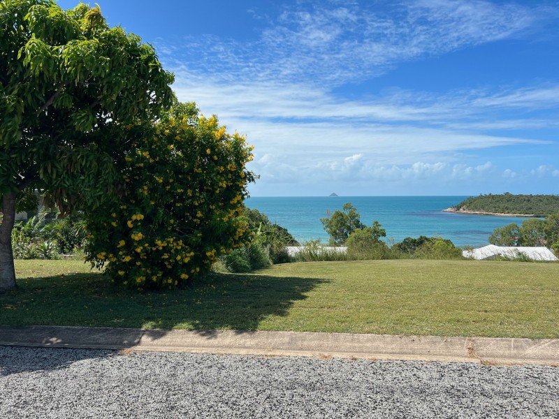 15 Gloucester Avenue, Hideaway Bay QLD 4800