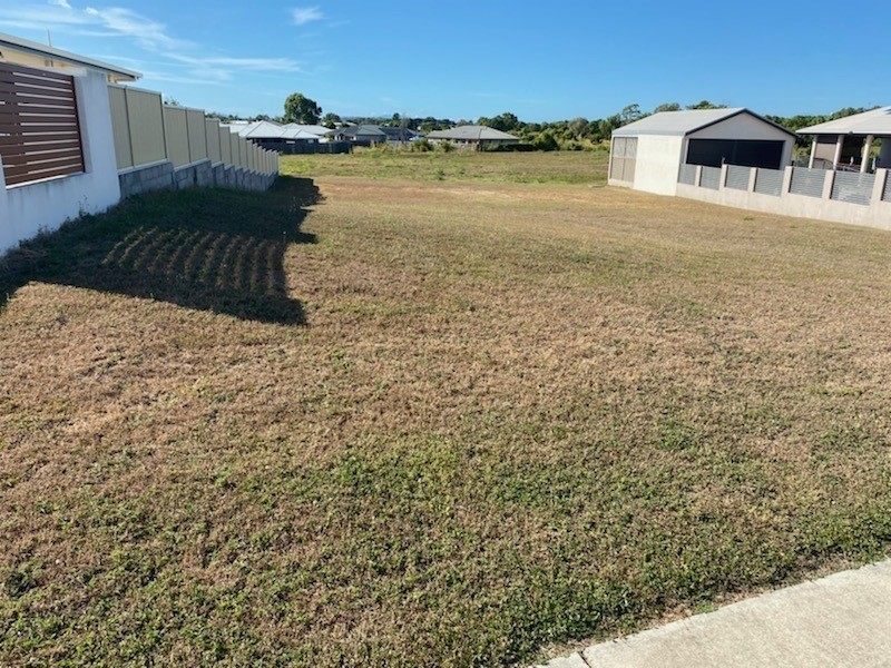 12 Silk Road, Bowen QLD 4805