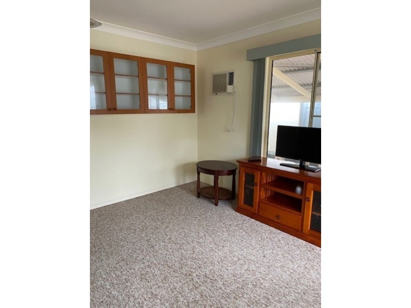 33/278-280 Princes Highway, Bomaderry NSW 2541