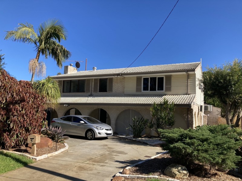 5 Chenard St, Carine WA 6020