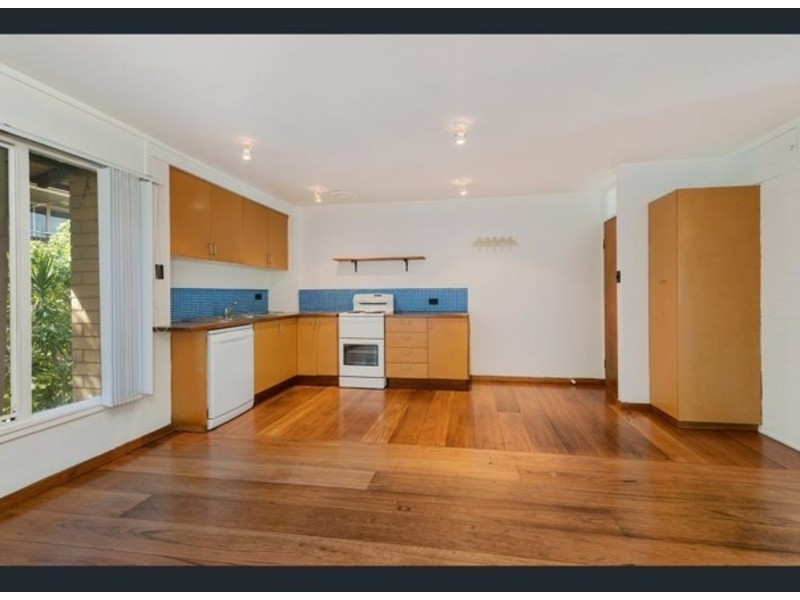 8/2 Seaview Avenue, Newport NSW 2106