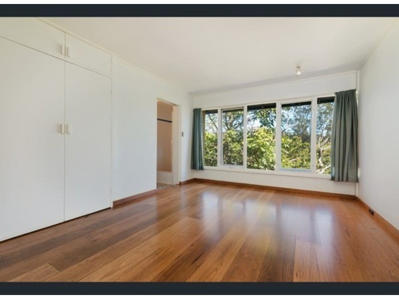 8/2 Seaview Avenue, Newport NSW 2106