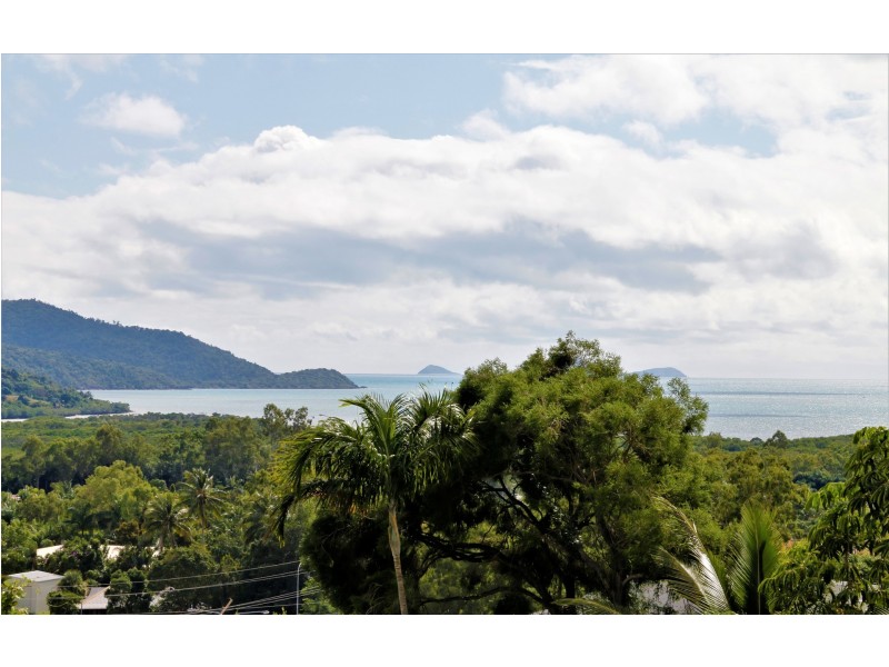 14 Whitehaven Crescent, Cannonvale QLD 4802
