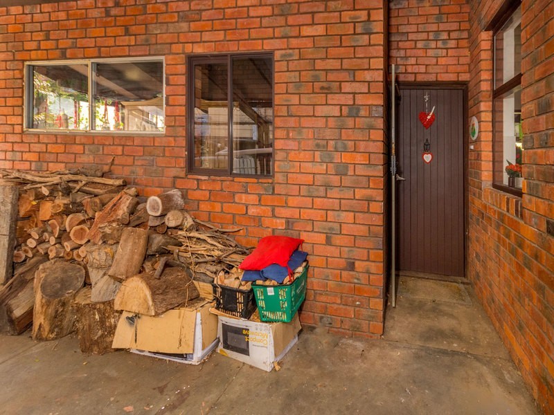 34 Carawatha Ave, Mount Nasura WA 6112