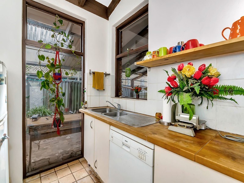 34 Carawatha Ave, Mount Nasura WA 6112