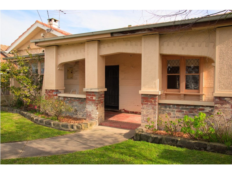 37 Macgregor St, Malvern East VIC 3145