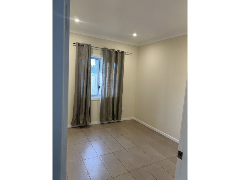 51A First Avenue, Macquarie Fields NSW 2564