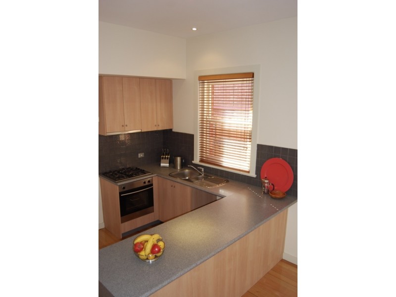 42 Lithgow Street, Abbotsford VIC 3067