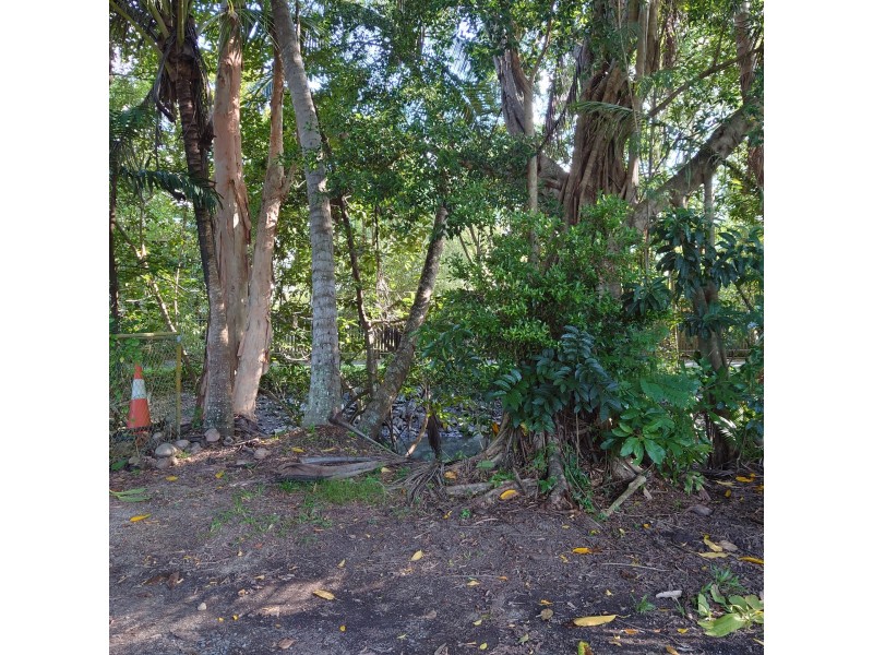 21 John Street, Cairns North QLD 4870
